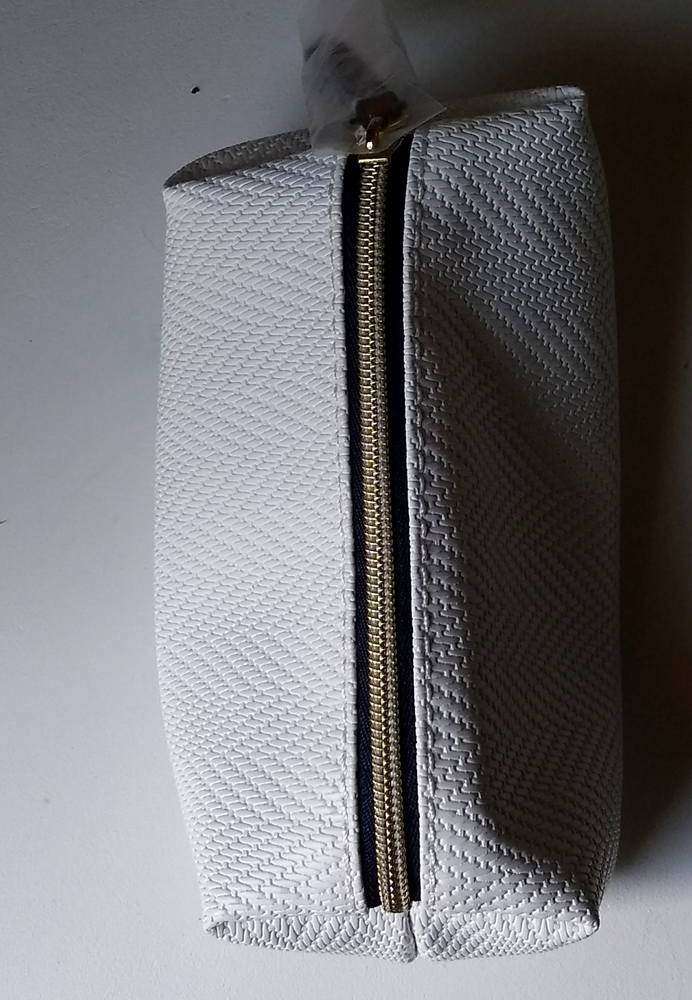 NWOT Mini Versatile Pouch - Picture 4 of 16